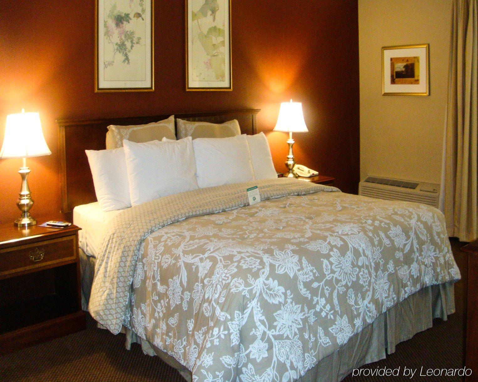 Plaza Inn & Suites Hagerstown Dış mekan fotoğraf