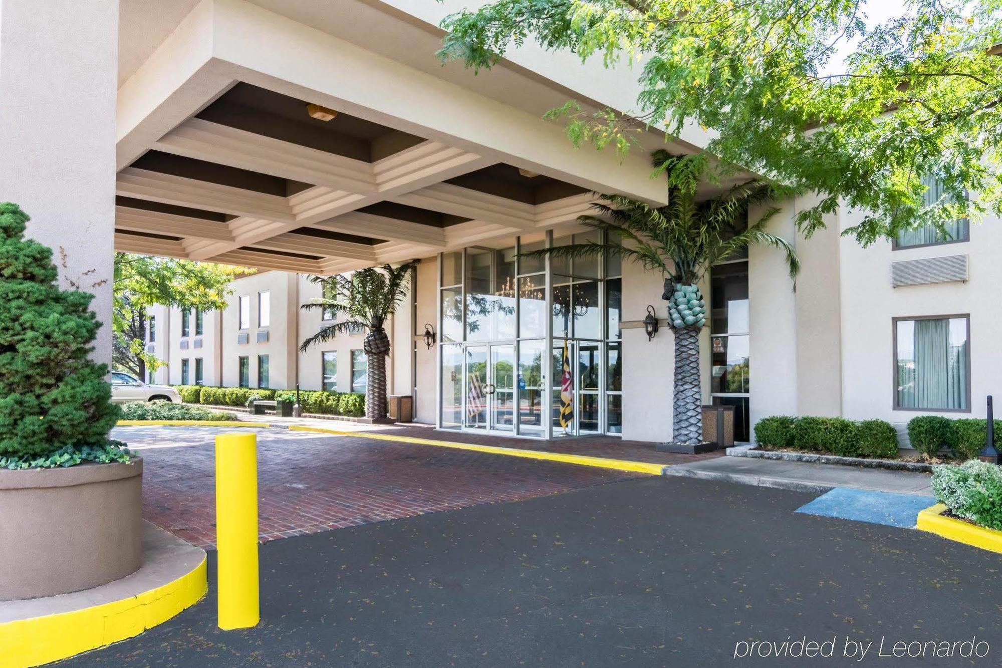 Plaza Inn & Suites Hagerstown Dış mekan fotoğraf